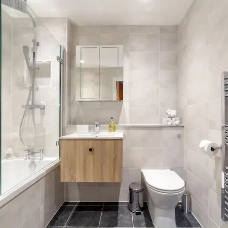 Avida Lettings - Modern Close To Westfield And Notting Hill * London