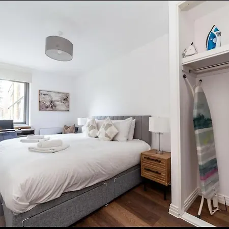 Avida Lettings - Modern Close To Westfield And Notting Hill Apartment London