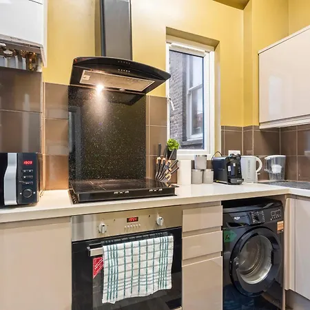 Charm One-bed Apartment *