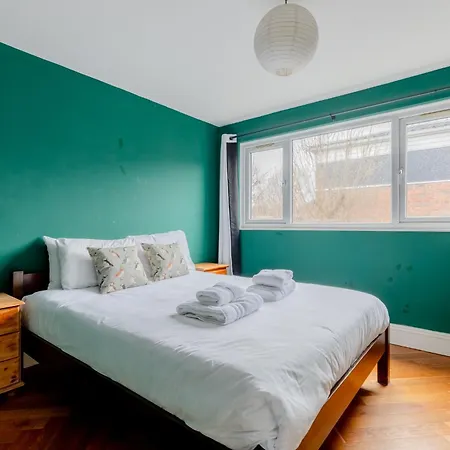 Vibrant 3bd Townhouse Heart Of Shoreditch Holiday home