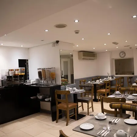 Hotel Duke Of Leinster London