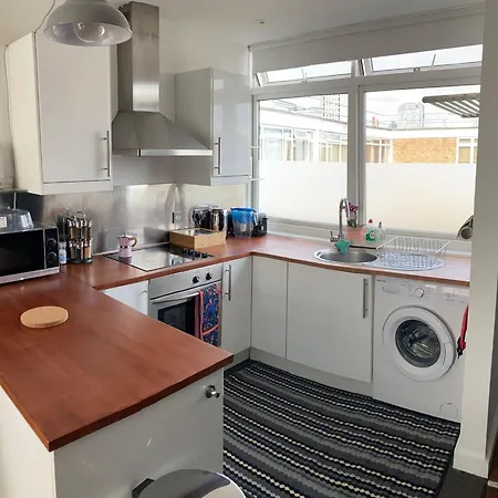 Chic Flat In Sw6
