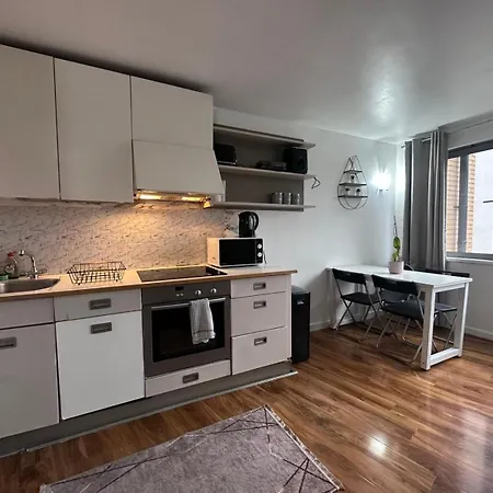 Greenwich Luxe Exclusive Apartment London