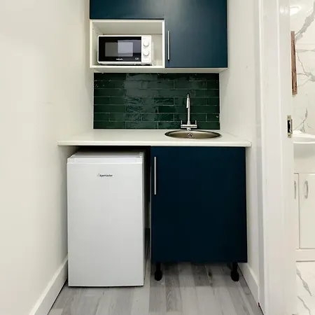 264 Pentonville Road *