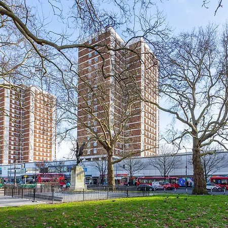 Apartment Shepherds Haven Luxury 4 Bed Flat With Self Check In *