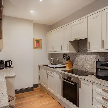 Unique Luxury 3br In The Heart Of London, Moments Away From The Vibrant Brick Lane, Shoreditch And Liverpool Street *