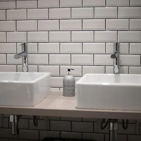 Apartment Unique Luxury 3br In The Heart Of London, Moments Away From The Vibrant Brick Lane, Shoreditch And Liverpool Street