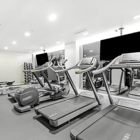 Station 1 Minute, Gym , Smart Tv , 1 Min To Westfield Centre *