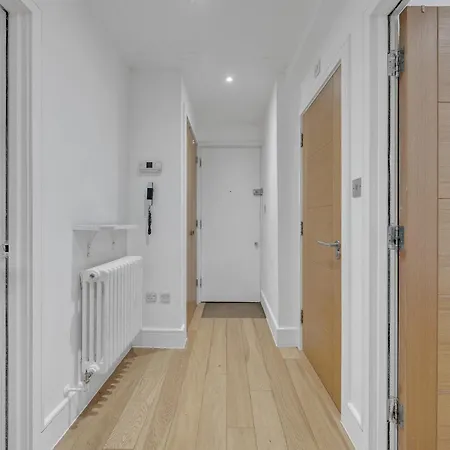 Deluxe 1-bedroom London