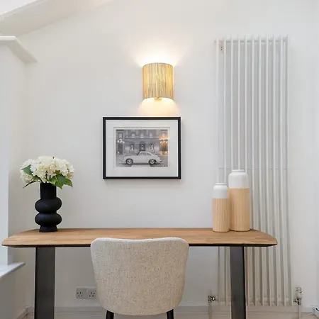 Apartment The Riverbank Hideaway London