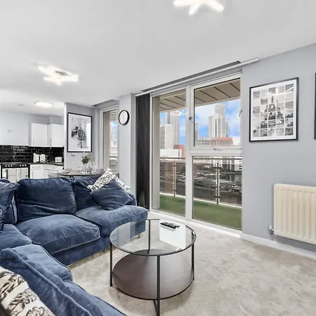 Apartment 2-bedroom Short Term & Flexible Renting Canary Wharf *