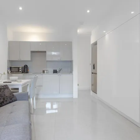 Apartment Westbourne Terrace