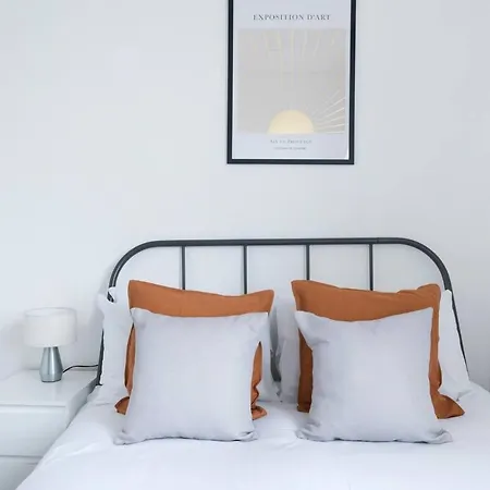Appartement Gillespie Road By Morethanstays *
