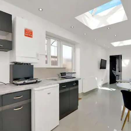 Apartment One Bed Near Heathrow *