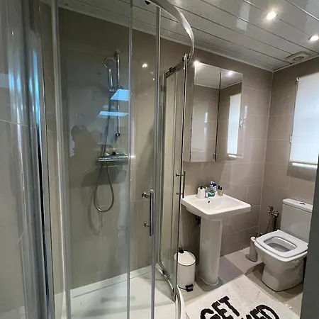 One Bed Near Heathrow Hillingdon