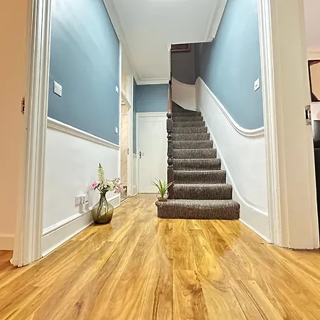 Apartment Oxford St Luxurious