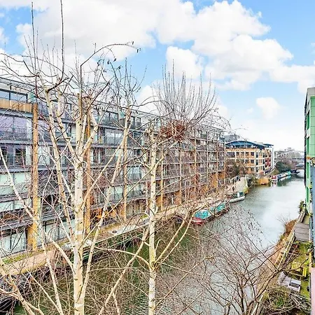 Stylish With Free Parking And Canal Views Apartamento