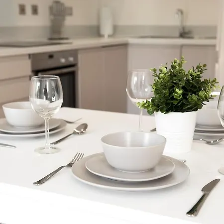 Space - - 2 Bed - 2 Bath - Balcony - Parking Space Apartment