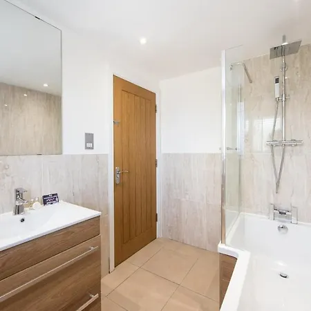 Apartment Space - - 2 Bed - 2 Bath - Balcony - Parking Space