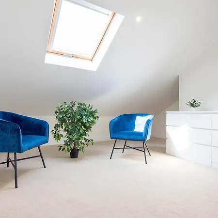 Space - - 2 Bed - 2 Bath - Balcony - Parking Space Apartment