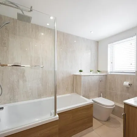 Space - - 2 Bed - 2 Bath - Balcony - Parking Space Apartment