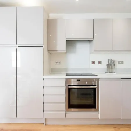 Space - - 2 Bed - 2 Bath - Balcony - Parking Space Apartment *