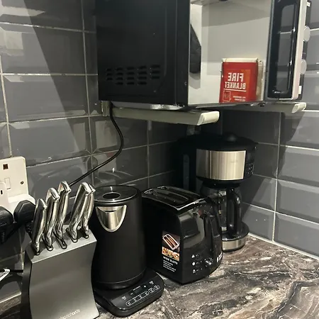 Cosy Paddington 2 Bedroom Prime Location
