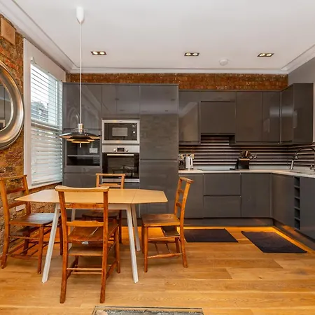 Beautiful 1br, 2 Min Putney Train St, 5min To Tube Apartment