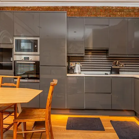 Apartment Beautiful 1br, 2 Min Putney Train St, 5min To Tube London