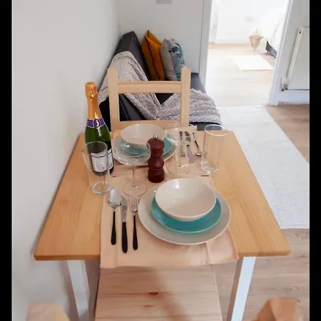 Cozy & Flat For 3 ! Apartment London