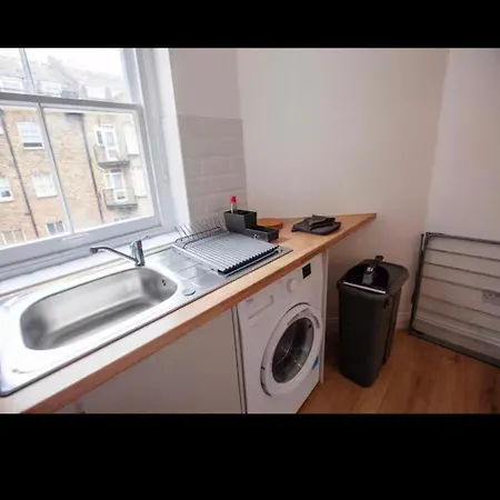 Apartment Cozy & Flat For 3 ! London