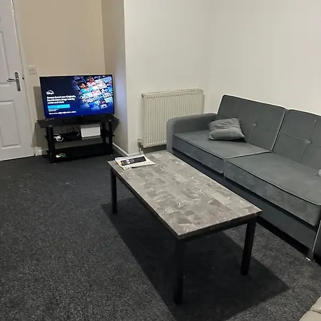 Great 2 Bed * London