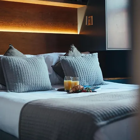 Luxury On Rupert Street Apartment London