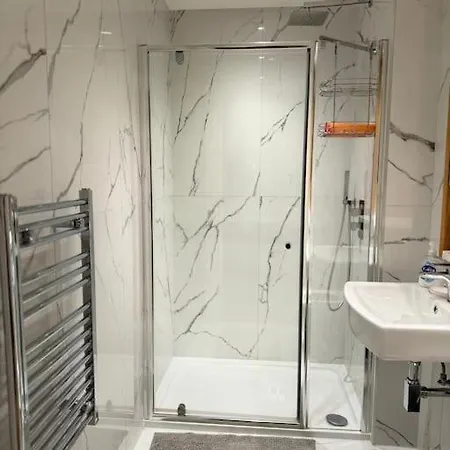 Luxury London Perivale