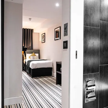 Hotel The W14 Kensington 4*