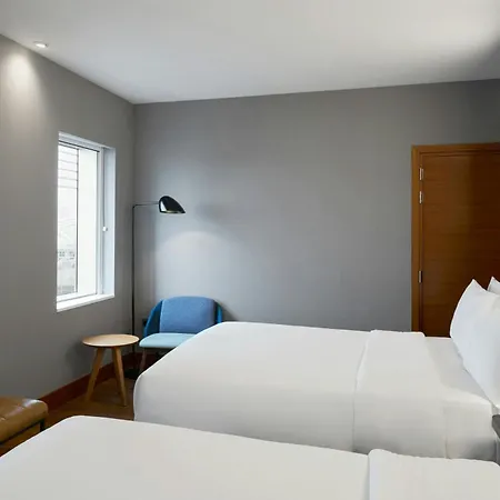 Отель Aloft Excel Лондон