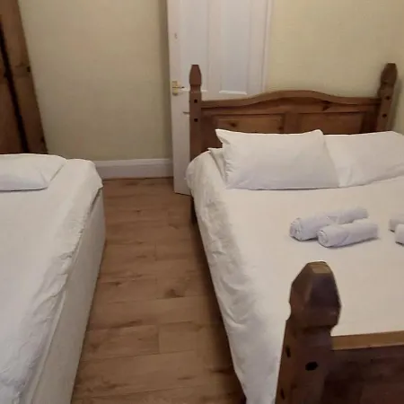 4 Bedroom & 2 Bedroom Apartment