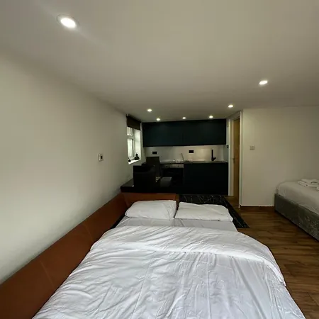 Apartment Studio With Own Garden