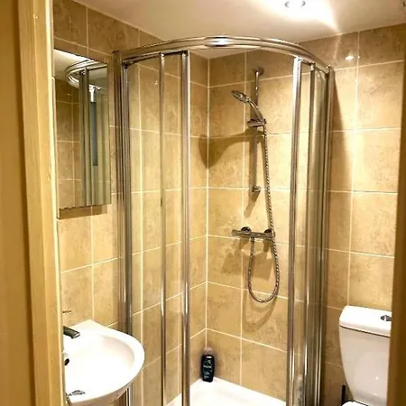Delightful By Kensington & Chelsea Desirable Locations W8 Sw Apartment *