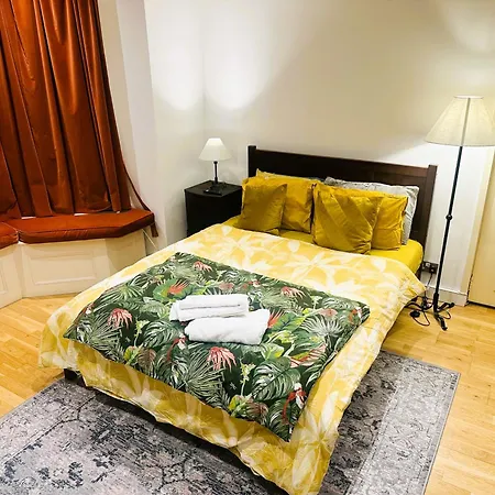 Delightful By Kensington & Chelsea Desirable Locations W8 Sw * London