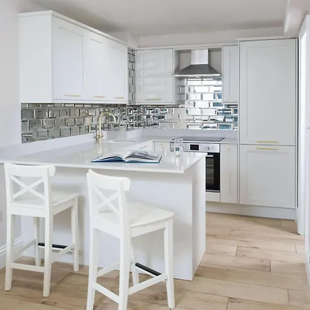 Lux Mews House Portobello 4 Bed Holiday home *