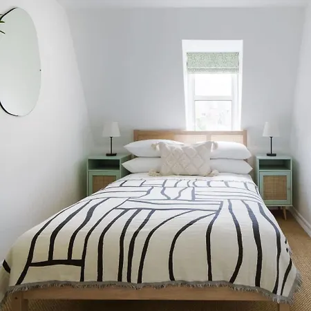 Holiday home Lux Mews House Portobello 4 Bed *