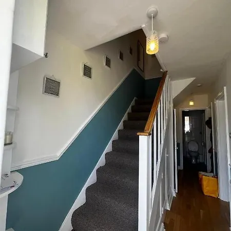 Morden Double Homestay