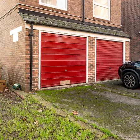 20 Percent Off -Todayonly-Mobilerate Offers-Genius Offers-Londonbridge City Apartment W Free Parking-Wifi-Sleeps7-4Beds-Netflix-Family! Apartment London