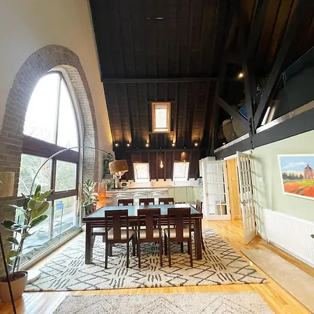 Unique Crystal Palace Park Church Conversion Apartment *
