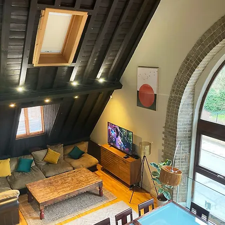 Unique Crystal Palace Park Church Conversion *