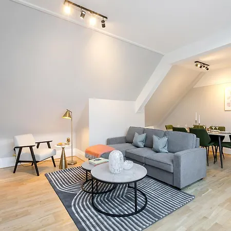 Urban Chic - Dorset Street Apartment