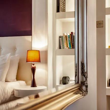 Excellent 2br Apt, Chancery Lane Apartment
