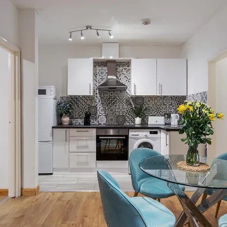 Cs Linden Apartment London