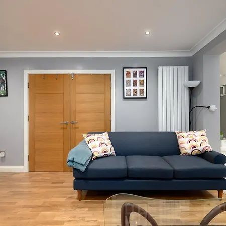 Guestready - Family Retreat In Apartment London
